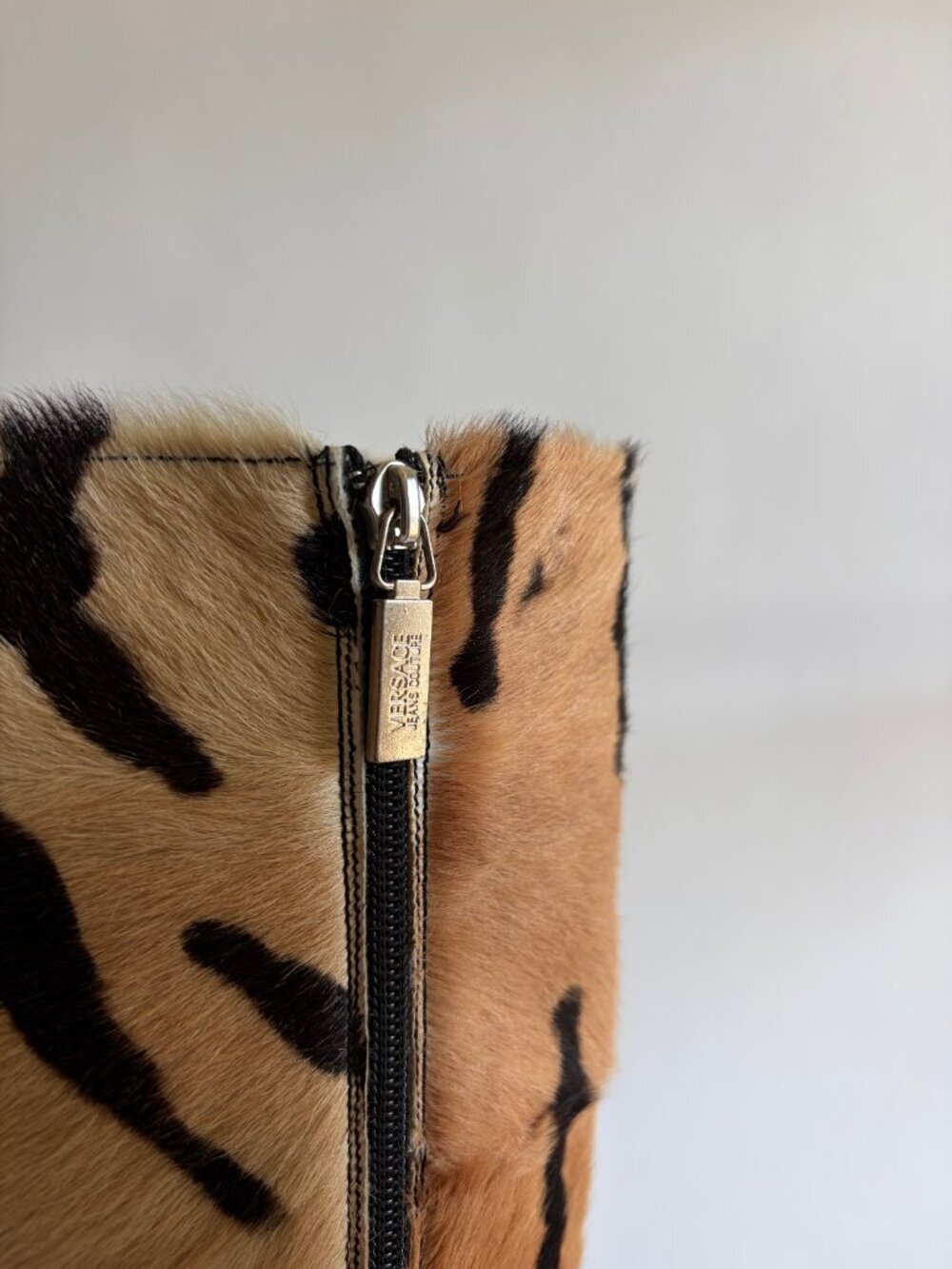 VINTAGE VERSACE FAUX FUR KNEE-HIGH BOOTS - Picture 4 of 10